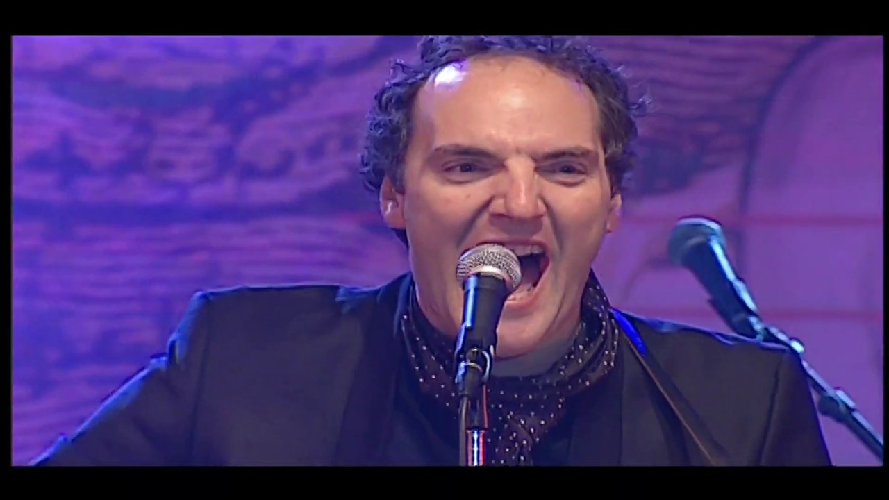Delfins - Nasce Selvagem (Ao Vivo Na Baía de Cascais) (31 Dezembro 2009)