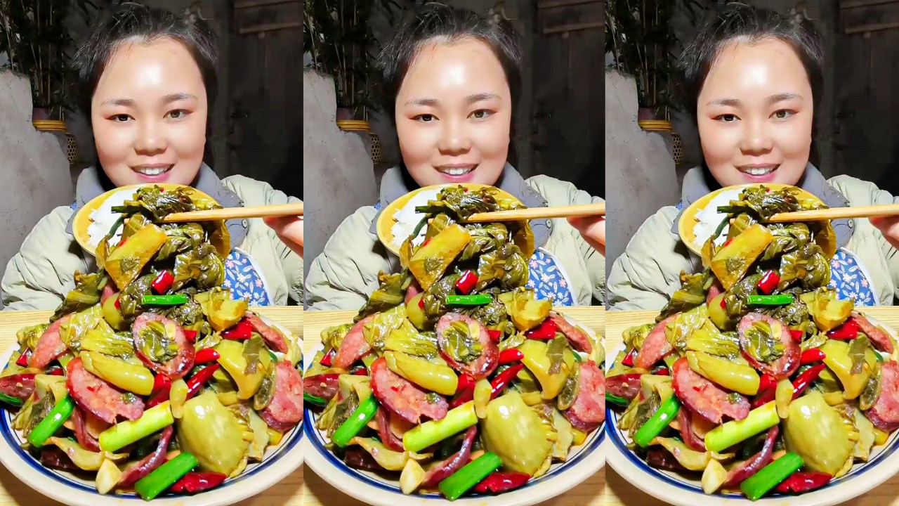 Let’s Eat Show: Stir-Fried Bacon with Pickled Cabbage – Really Delicious Rural Food!