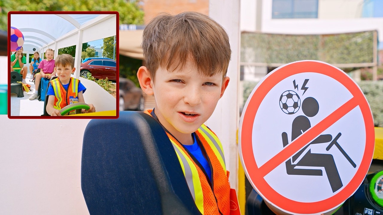 Školní dobrodružství Dáši a Evy! ✨ Obří míč a vědecká magie