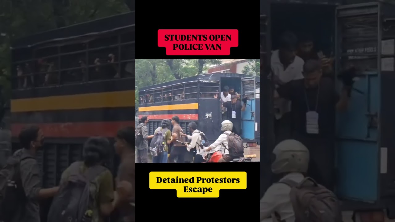 MUMBAI CJP PROTESTS | Students Open Police Van, Detained Protestors Get Out #shorts