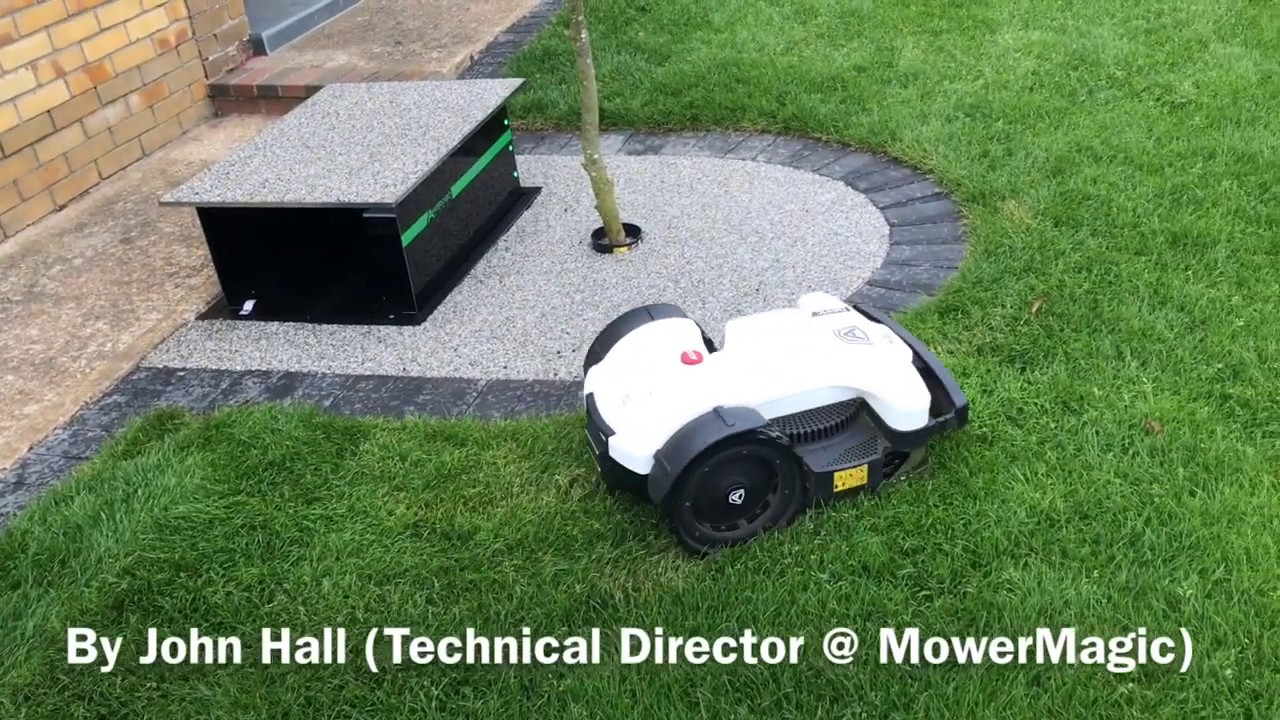Ambrogio Robot Mower Bunker - Robot Mower Lift Elevator Garage for an  Ambrogio 4.0