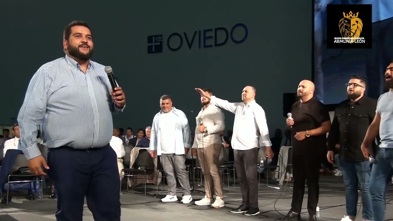 DAVID DE OCHAR Y CORO DE LEON EN LA NACIONAL DE OVIEDO 2023