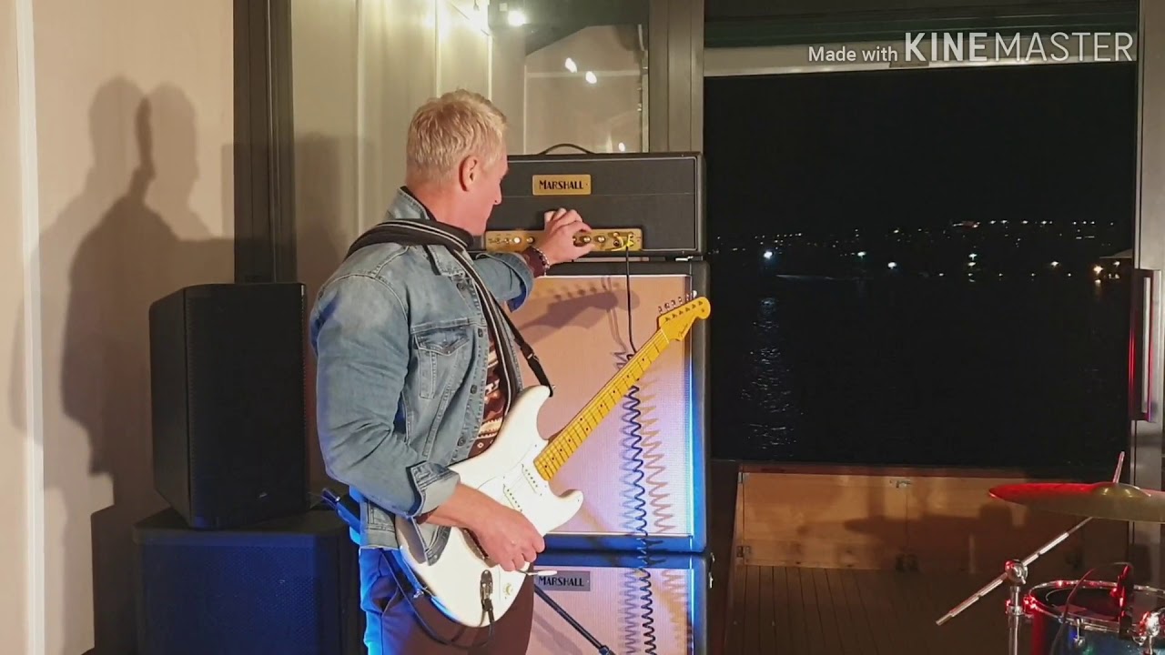 Marshall JTM 45/100 reissue demo.