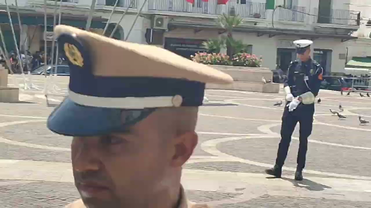 بمناسبة الذكرى 25 لتربع جلالة الملك محمد السادس على العرش ، (حفل أداء القسم للمتخرجين الجدد ).