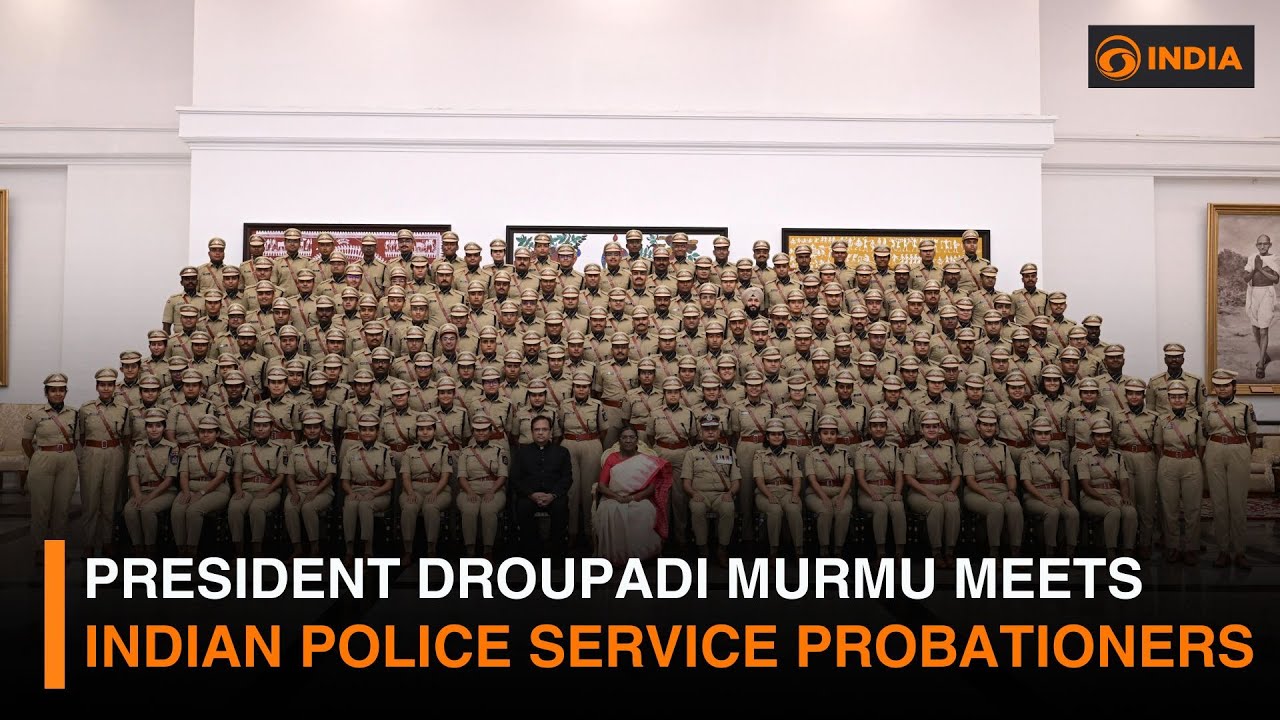 President Droupadi Murmu meets Indian Police Service probationers