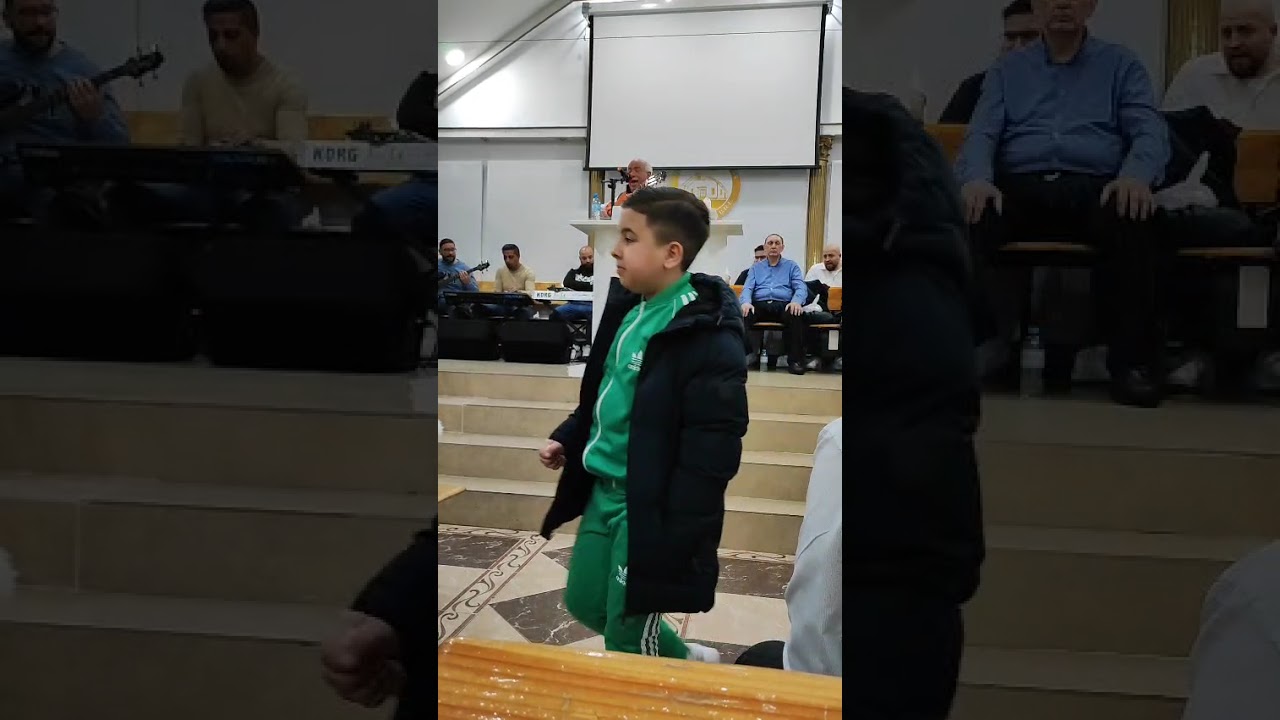 Iglesia de Orcasitas. Hermano Montes adorando, una bendición