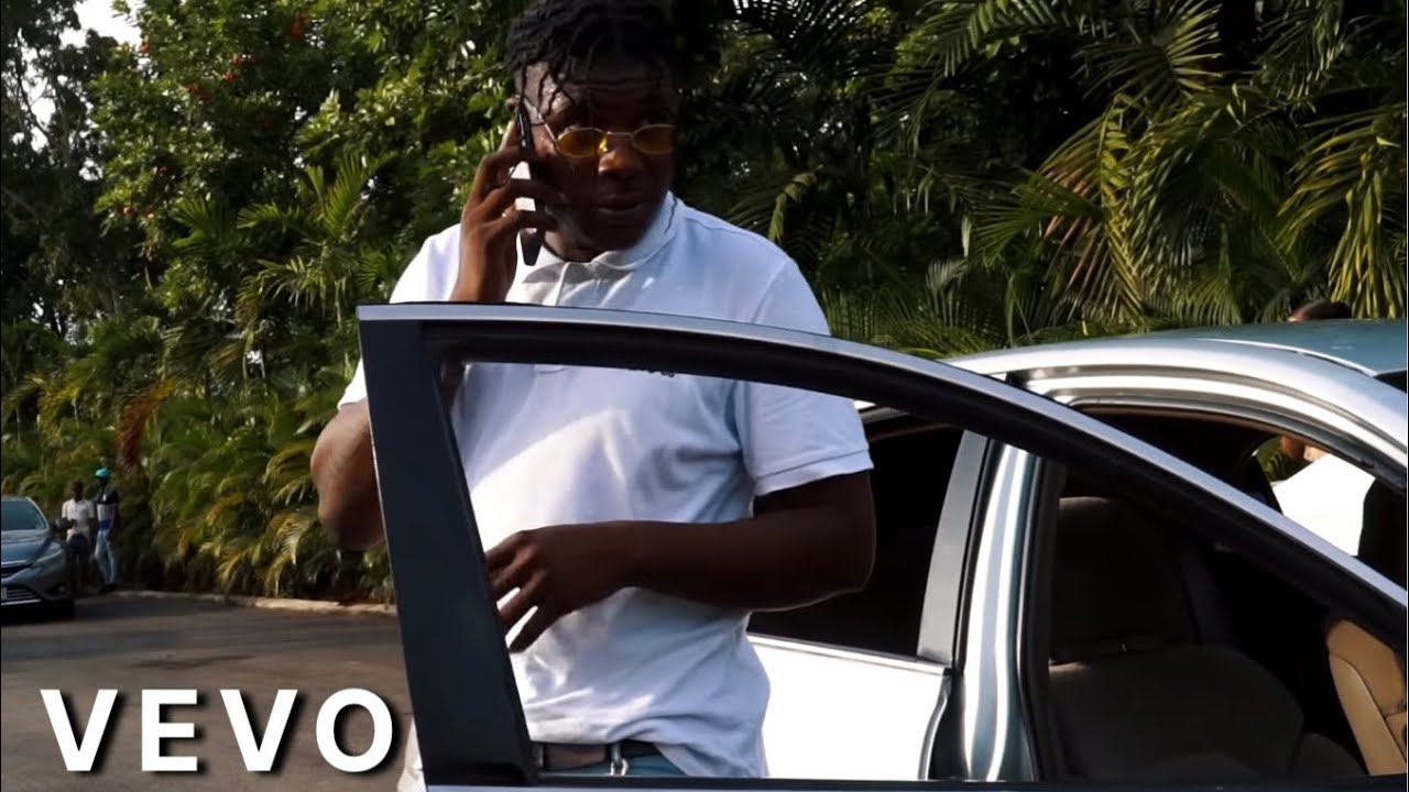 Hautotube - Chap Eh Line (Music Video)