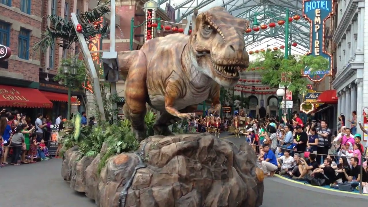 Universal Studios Singapore Parade  (2014) Hollywood Dreams Parade Singapore