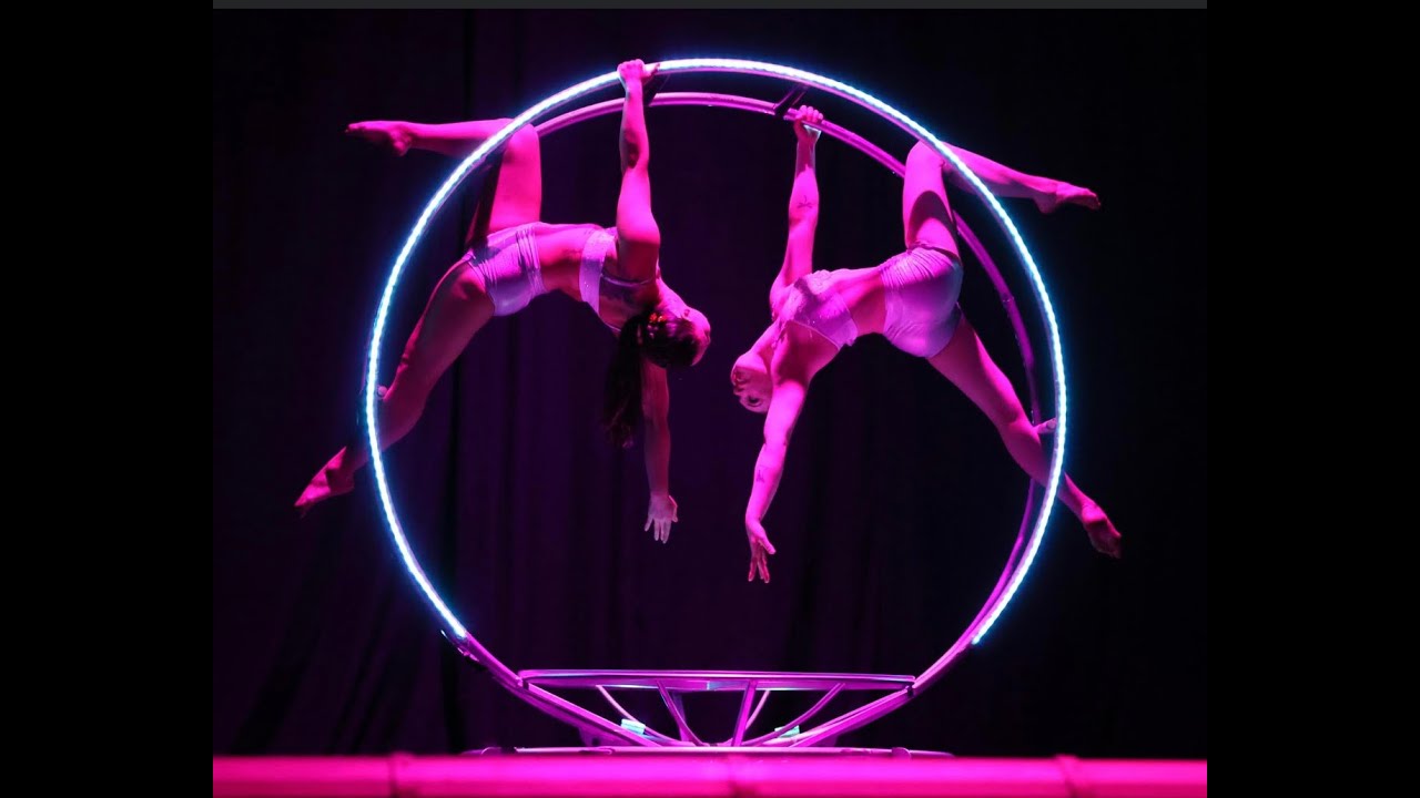 Da Vinci Ring Act - Lindsey Johnson and Sophie Uri