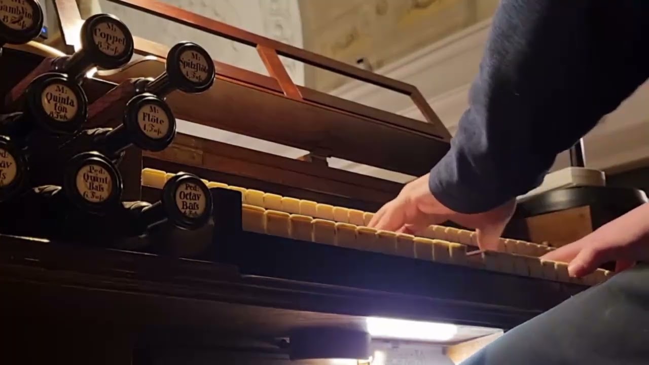 Orgel Karlskirche Wien: Improvisation Stadtsegnung (organ improvisation city blessing), Jan. 2023