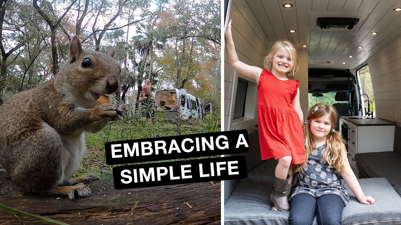 VAN LIFE: SIMPLE LIVING
