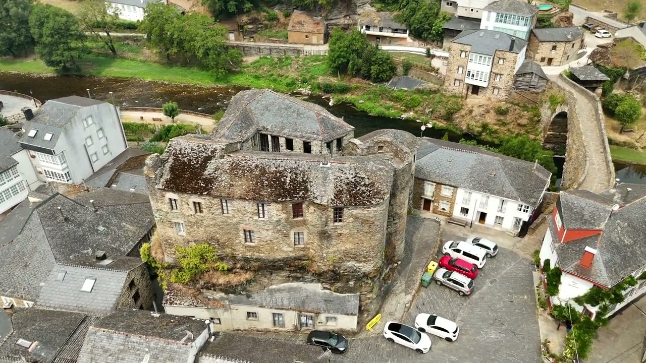 Navia de Suarna (Lugo)