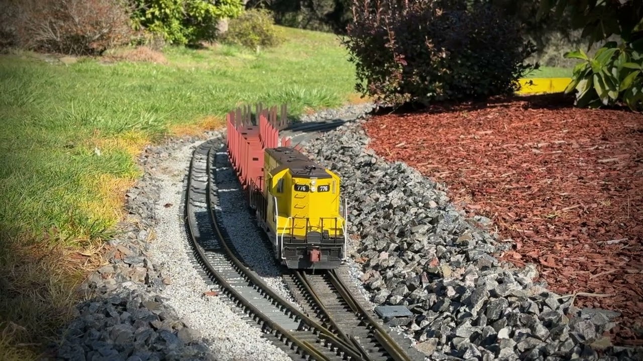 Switching empty log cars on the Chehalis Western Garden RR