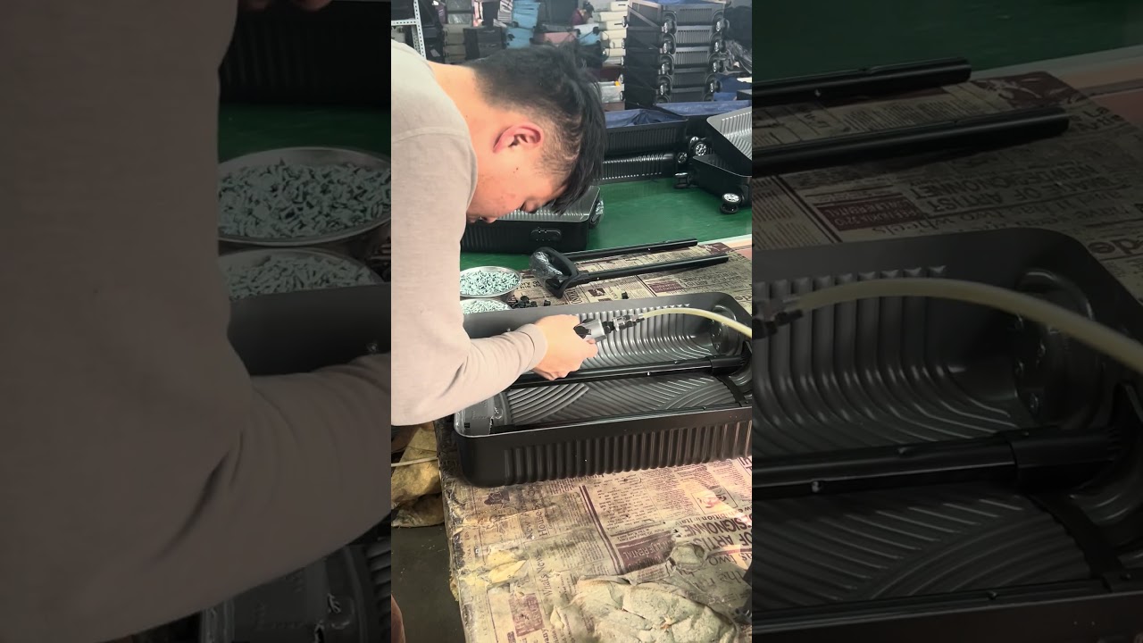 How High-Quality Luggage Is Made – Telescopic Handle Assembly Behind the Scenes 🧳🔧