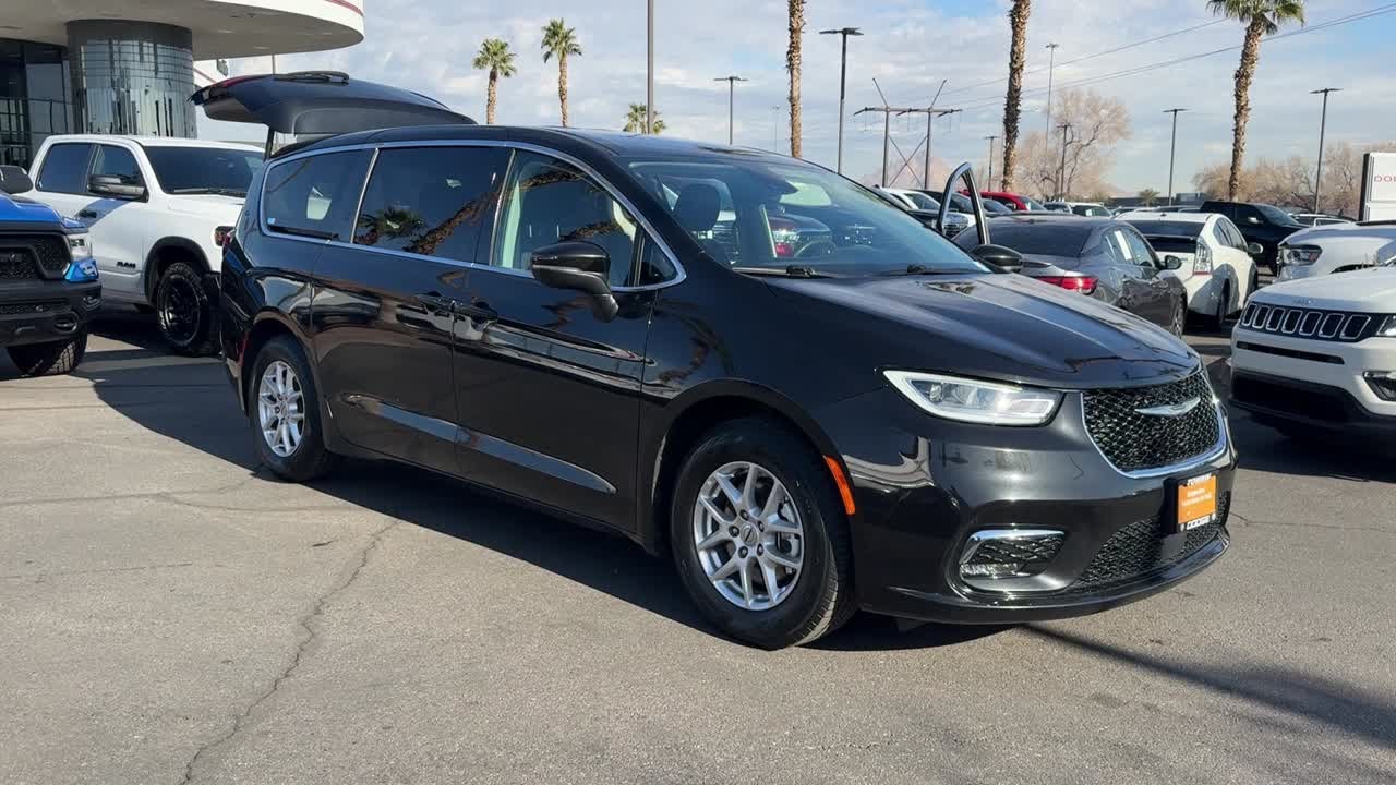 2023 CHRYSLER PACIFICA TOURING L FWD NV Henderson, Las Vegas, Bullhead City, Boulder City, Nort...