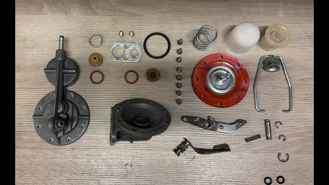 Škoda 120 LS 1979 Jikov fuel pump rebuild
