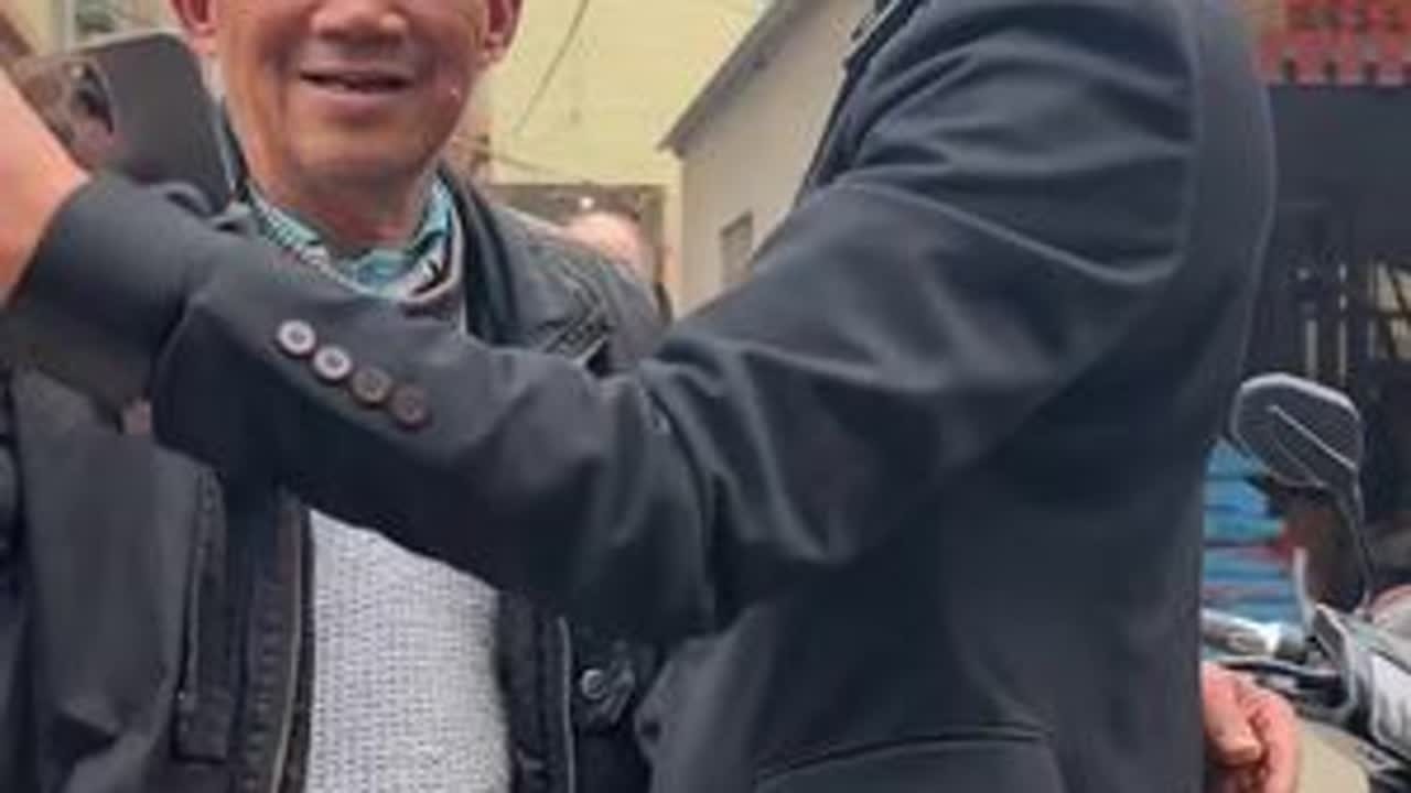 #欧阳锋广东小火鸡##菜市场最靓的仔 #户外直播#正能量