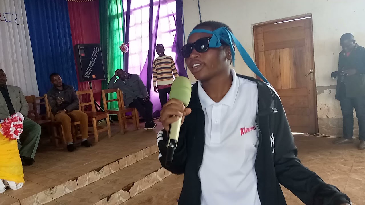 VIPAJI VYA WANAFUNZI WA MOUNT KIPENGERE SECONDARY