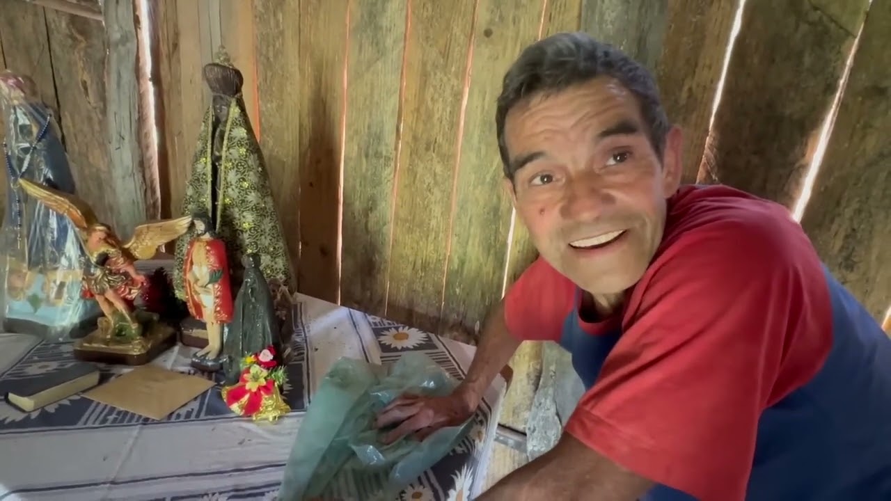 ELE MORA SOZINHO NO MEIO DA MATA   MATIAS   CAPÃO BONITO SP  Apoio Jipefest