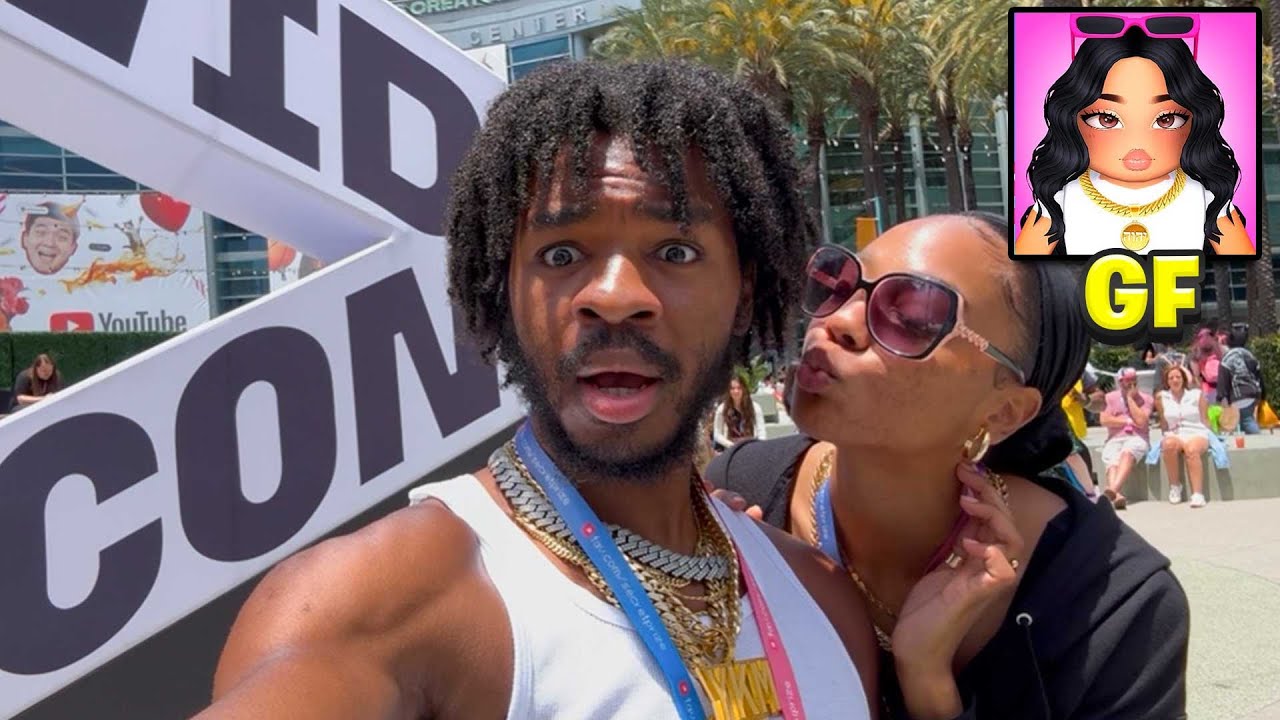 MY GIRLFRIEND FACE REVEALED AT VIDCON! (Day 2)