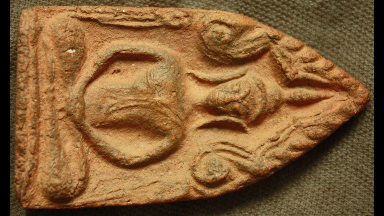 พระขุนแผนทรงพลใหญ่บ้านกร่าง(unbelievable of ancient sculptures.)