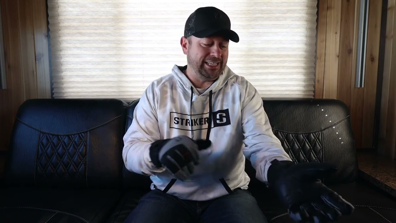 Striker&reg; Apex Gloves