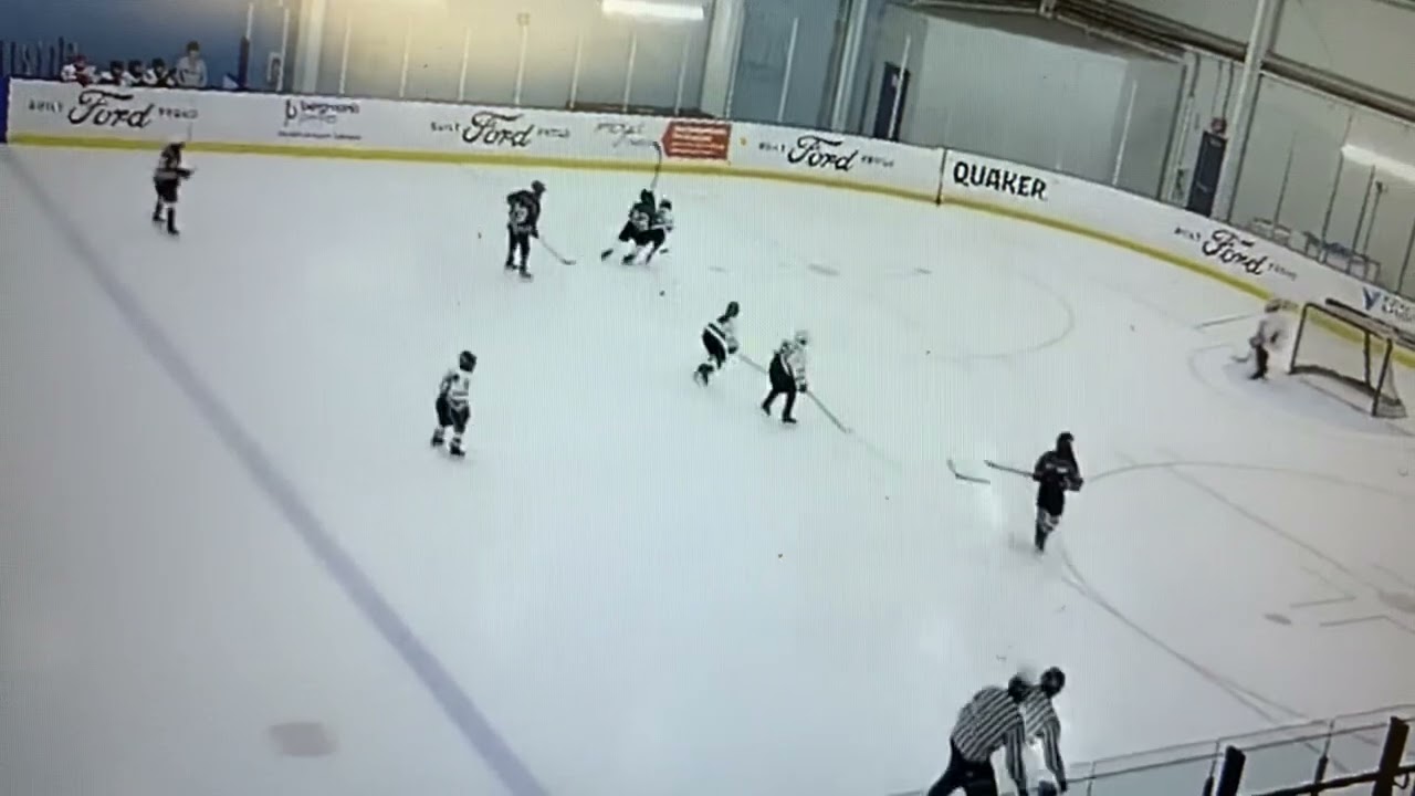 Andrew Pusch goal while playing for the Toronto Bulldogs spring hockey 2021-2022