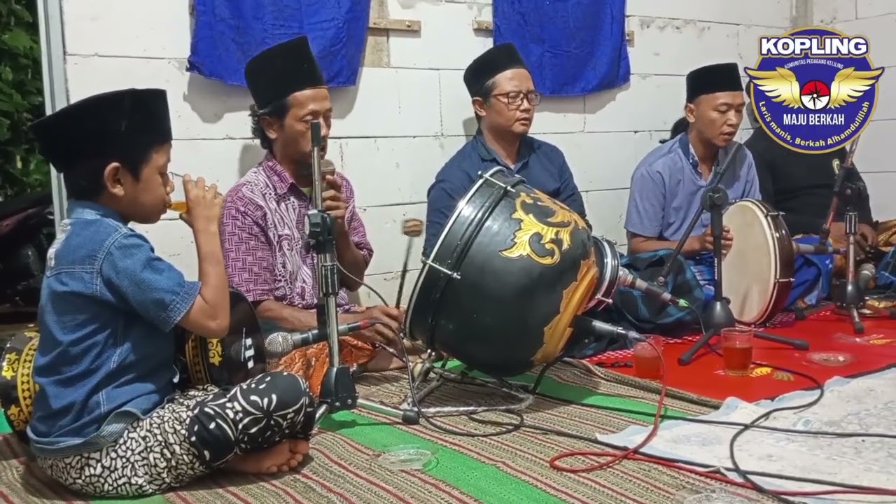 Tasyakuran menempati rumah baru bapak limin Cilongok