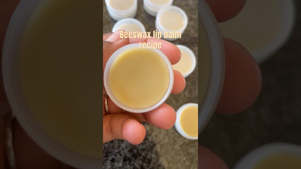 Beeswax lip balm recipe #southafricanhomesteaders #southafricanfarmers #beeswaxlipbalm