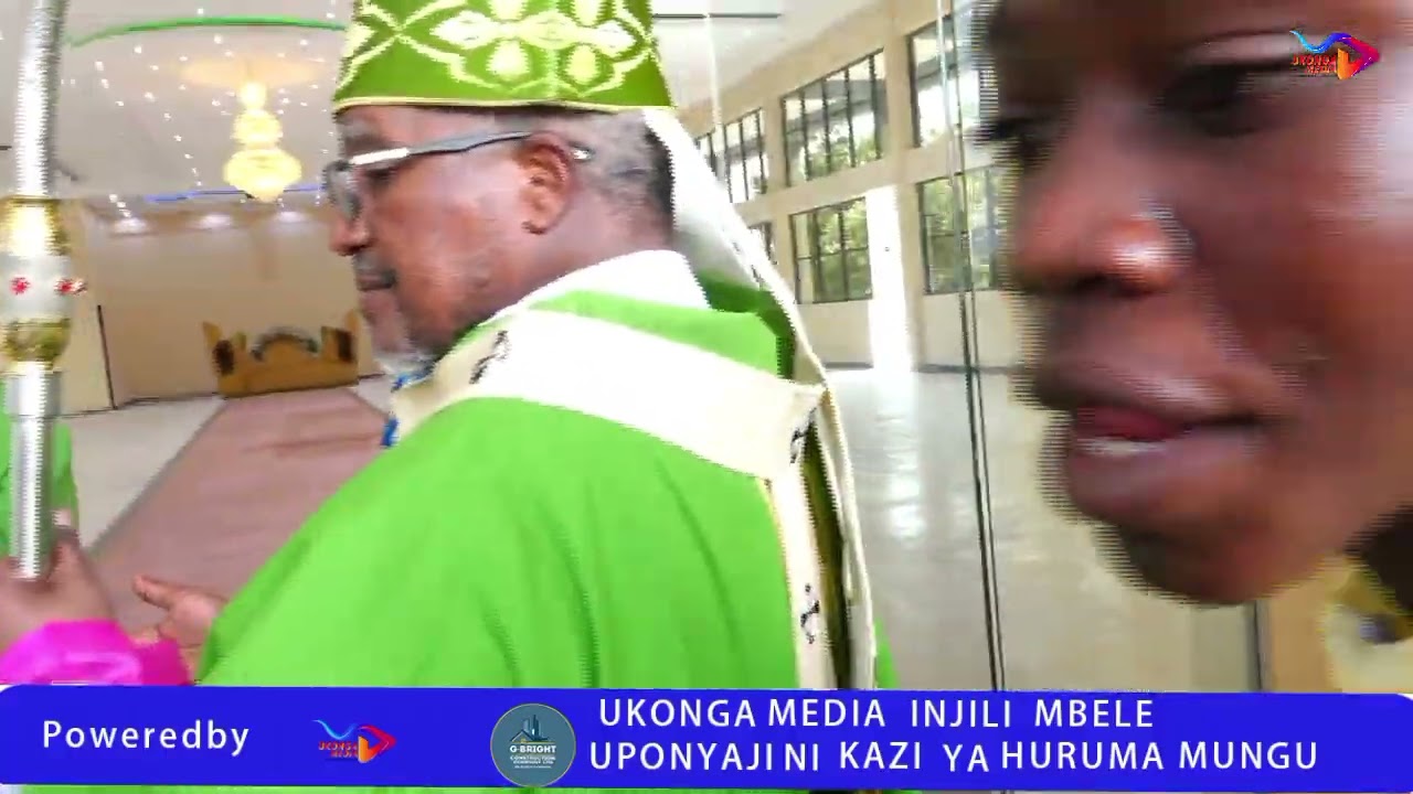 TAZAMA ASKOFU MKUU AKIBARIKI UKUMBI WA PAROKI YA ROHO MT KITUNDA 