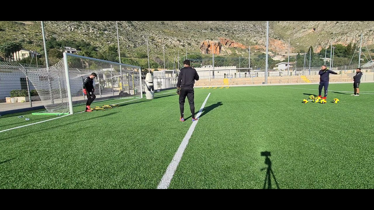 allenamento su spostamenti (portieri professionisti)
