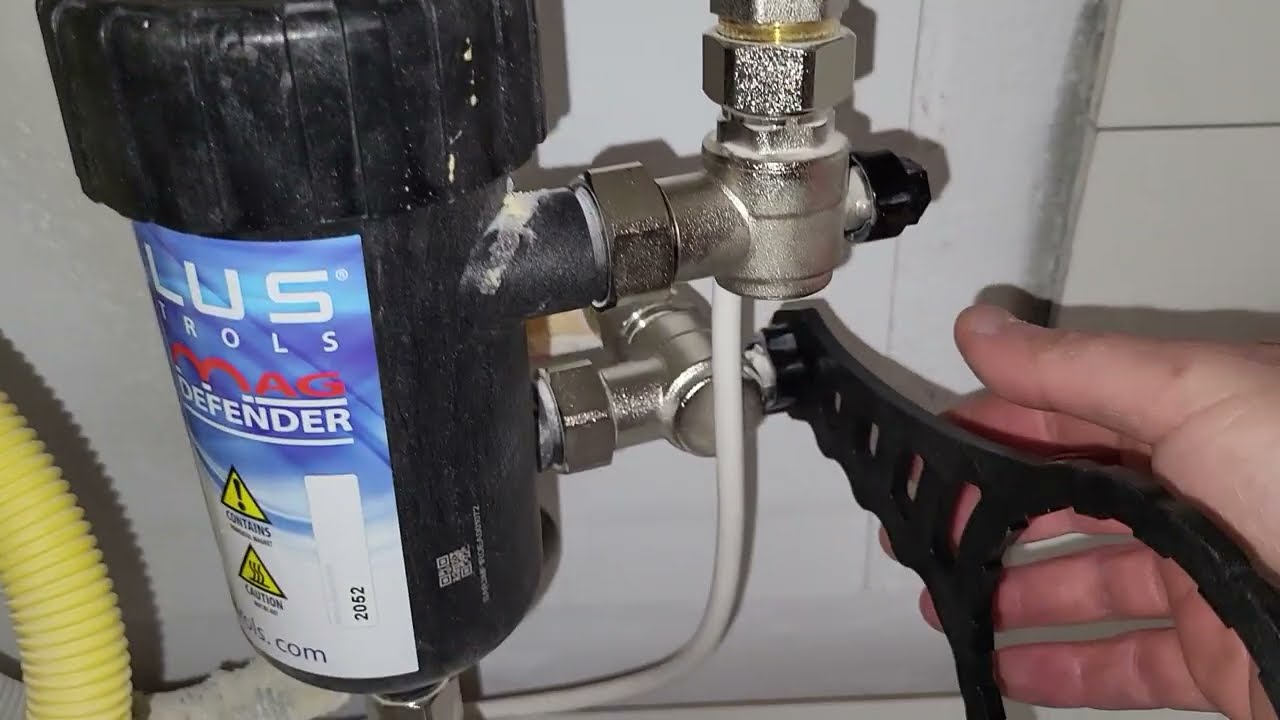 How to clean magnetic filter? Is Salus Mag defender MD22A magnetic filter worth it?