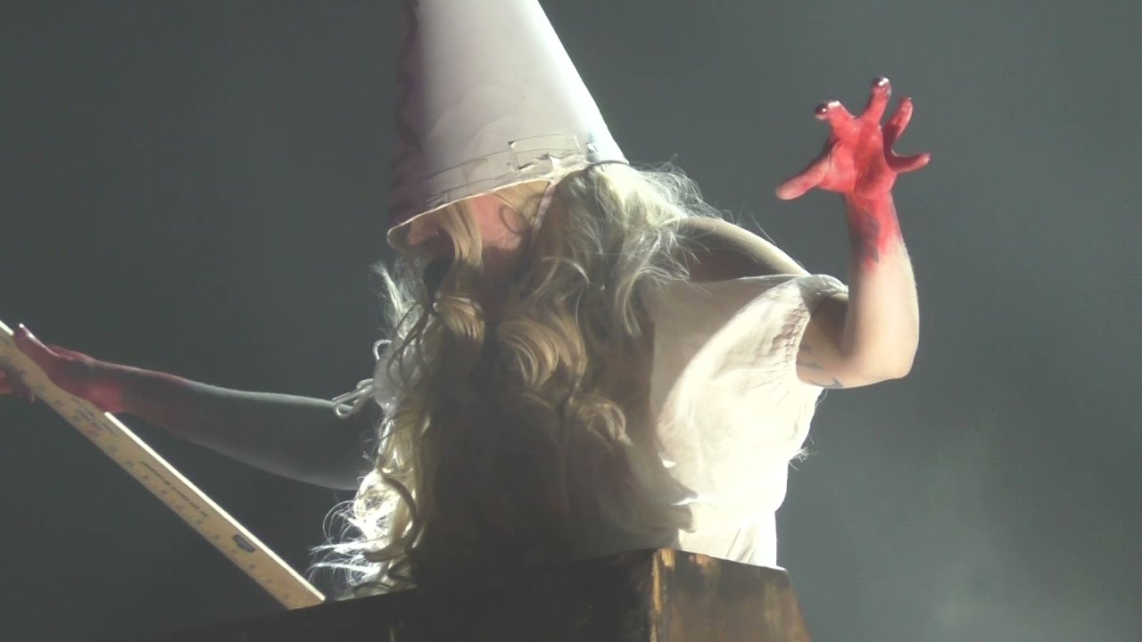 In This Moment - Whore @Fiserv Forum - Milwaukee, WI - 10/13/2019