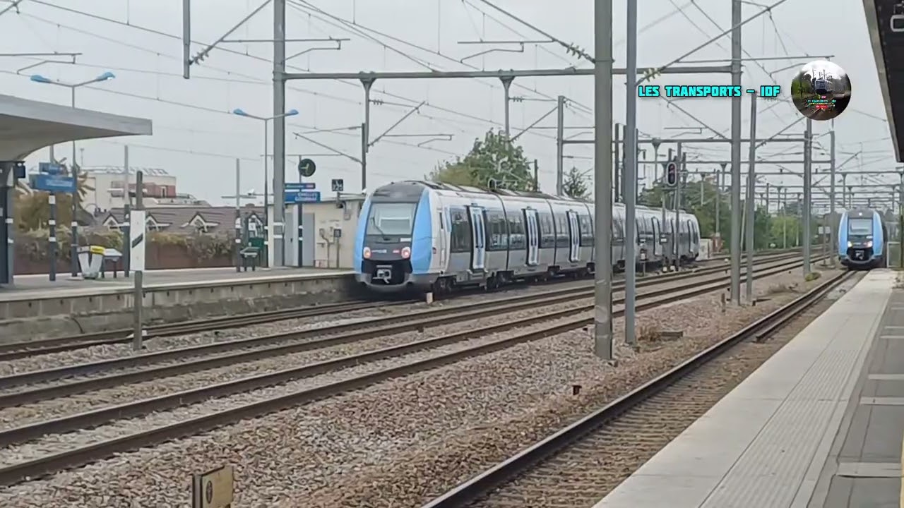 2 z50000 se croisent en Gare de Chelles-Gournay / 6 oct.25'