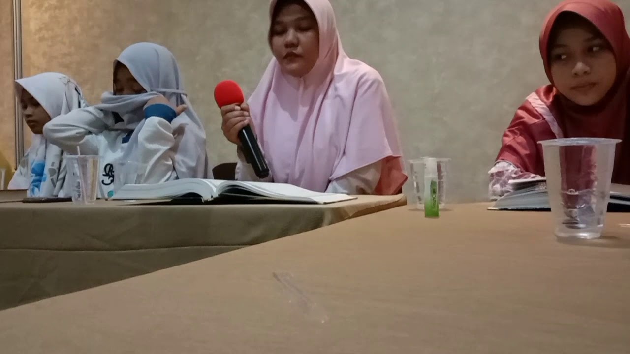 TILAWAH Q. S. AL-HUJURAT AYAT 10 || QORIAH LINA AGUSTINI