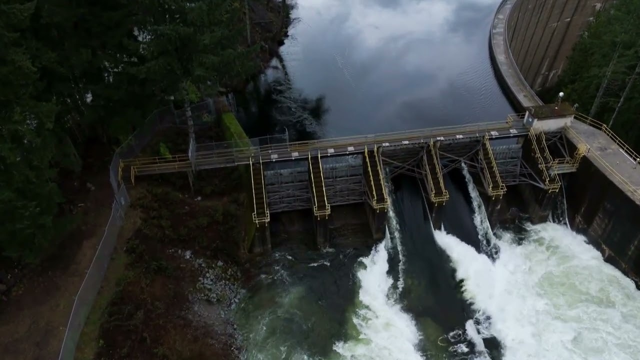 Lois Lake Dam & Eagle River (gates open)