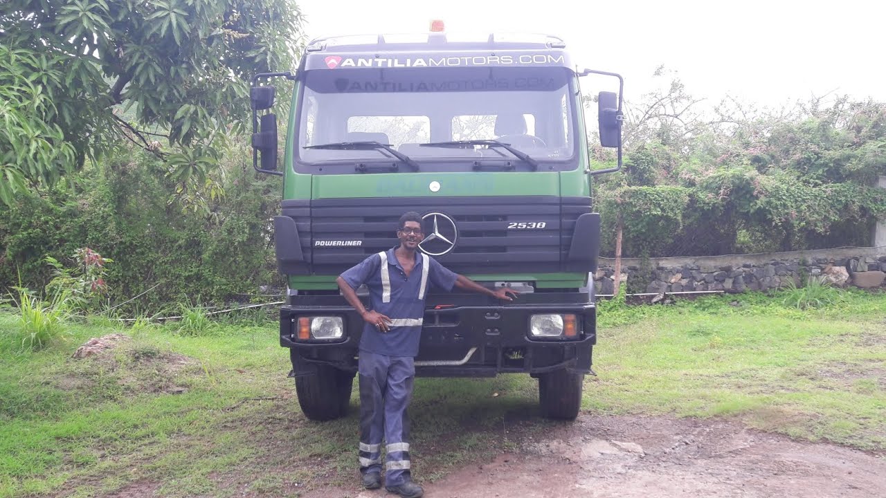 Mercedes-Benz SK 2538  6x4  in voller Fahrt