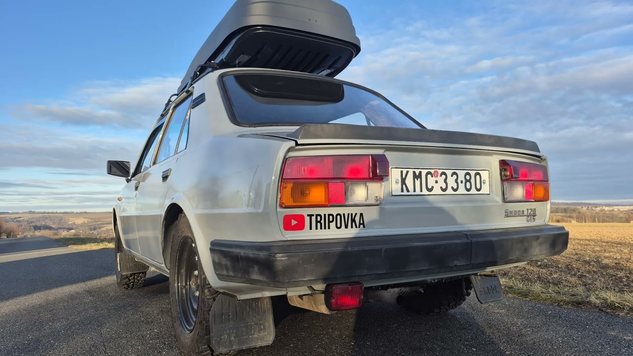 Tripovka má ofuky oken, startér s reduktorem a stihl se i malý test :-)