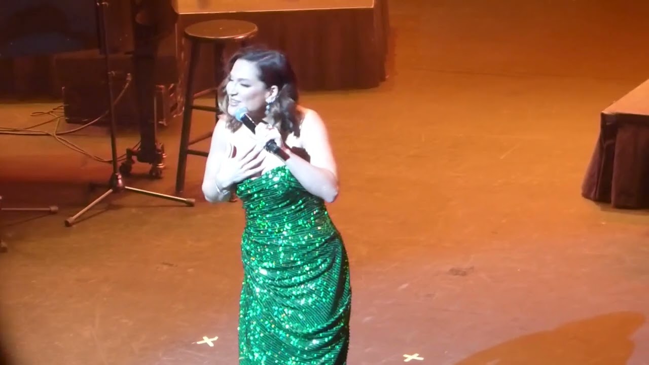 Shoshana Bean 