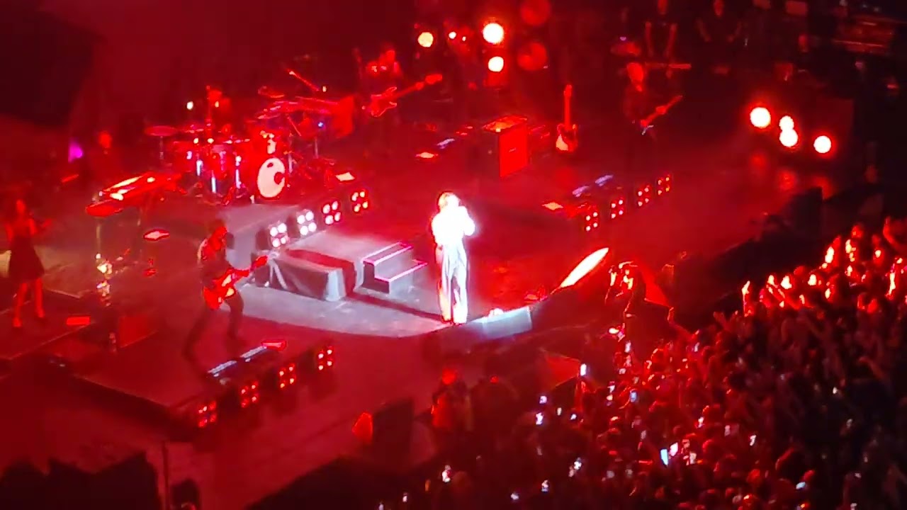 Damiano David - The First Time (Live in Chile)