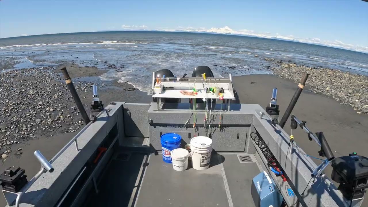 M/V REEL STUBBORN landing on the trailer 2025 compilation