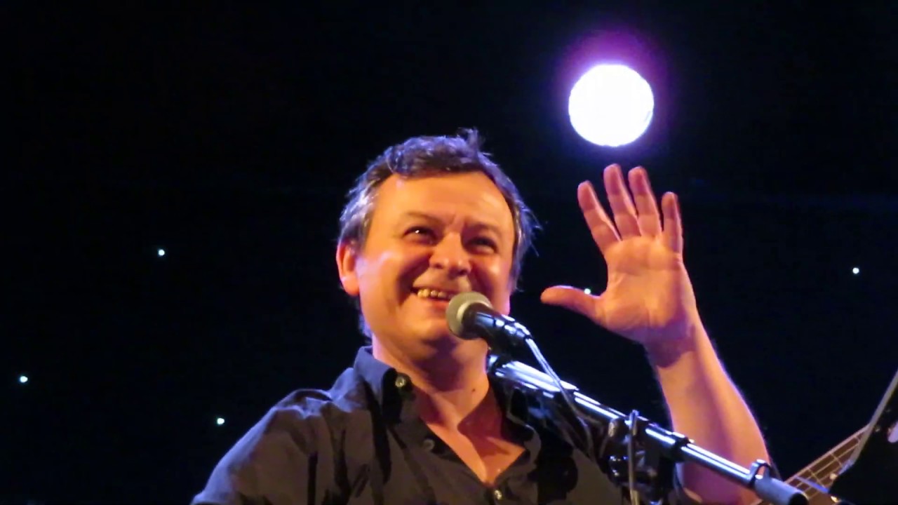James Dean Bradfield - International Blue, Newbridge Memo 12/12/18