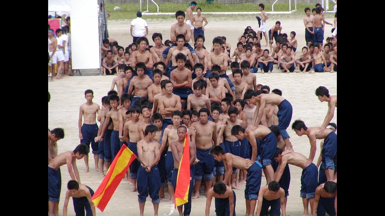 2004 筑紫丘高校大運動会 黄タンブリング（組体操）