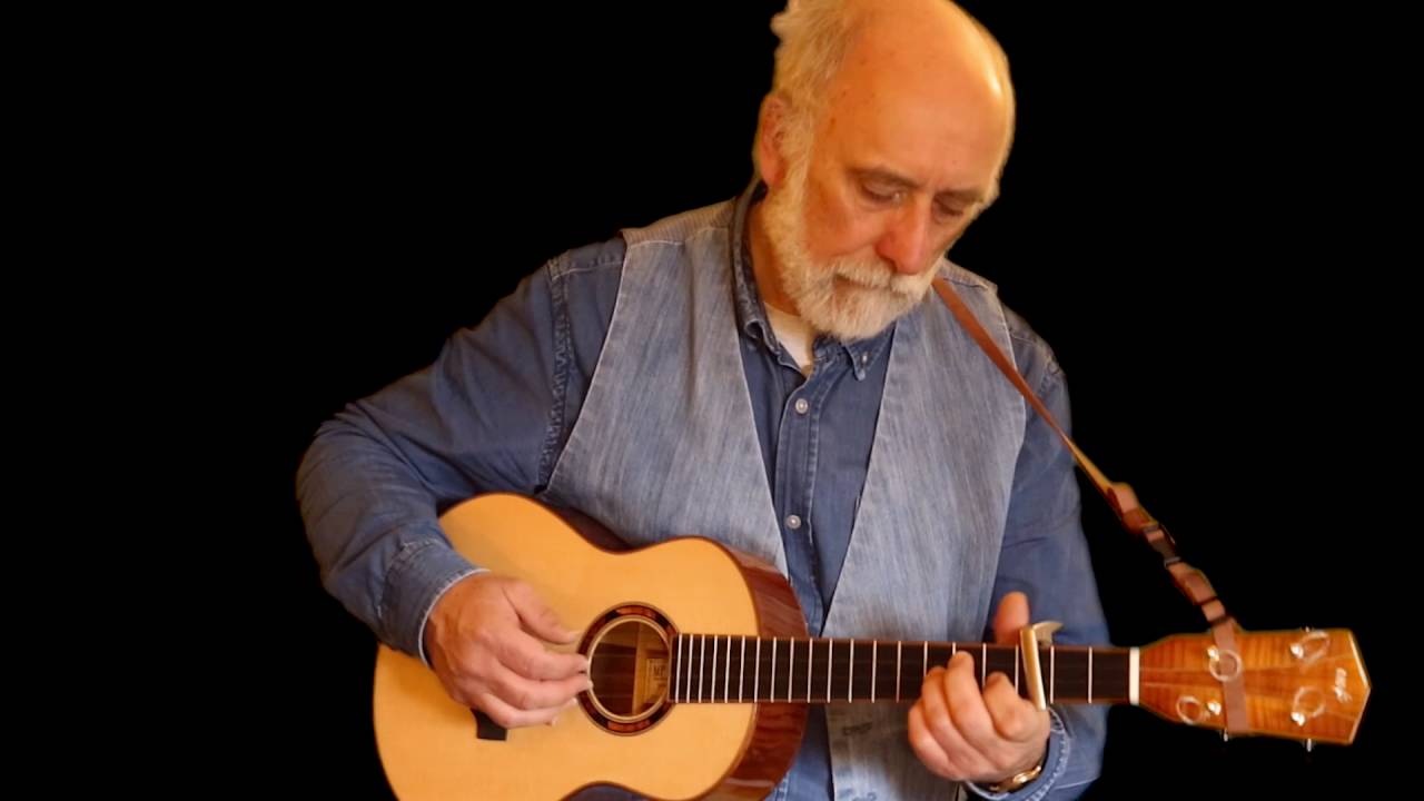 IMPROVISATION - Baritone Ukulele