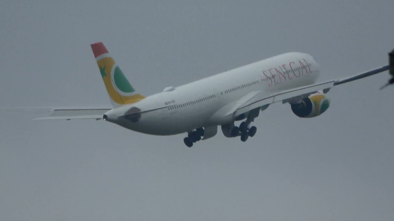 2 Q400s Arrivals and Air Senegal A330neo departing from Ottawa.