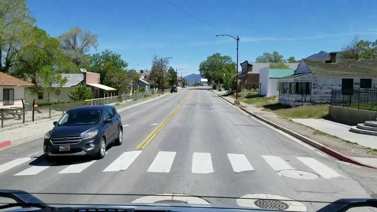 A Litte Conversation With No Obligation.. Wells, NV.  Was That an Alien?