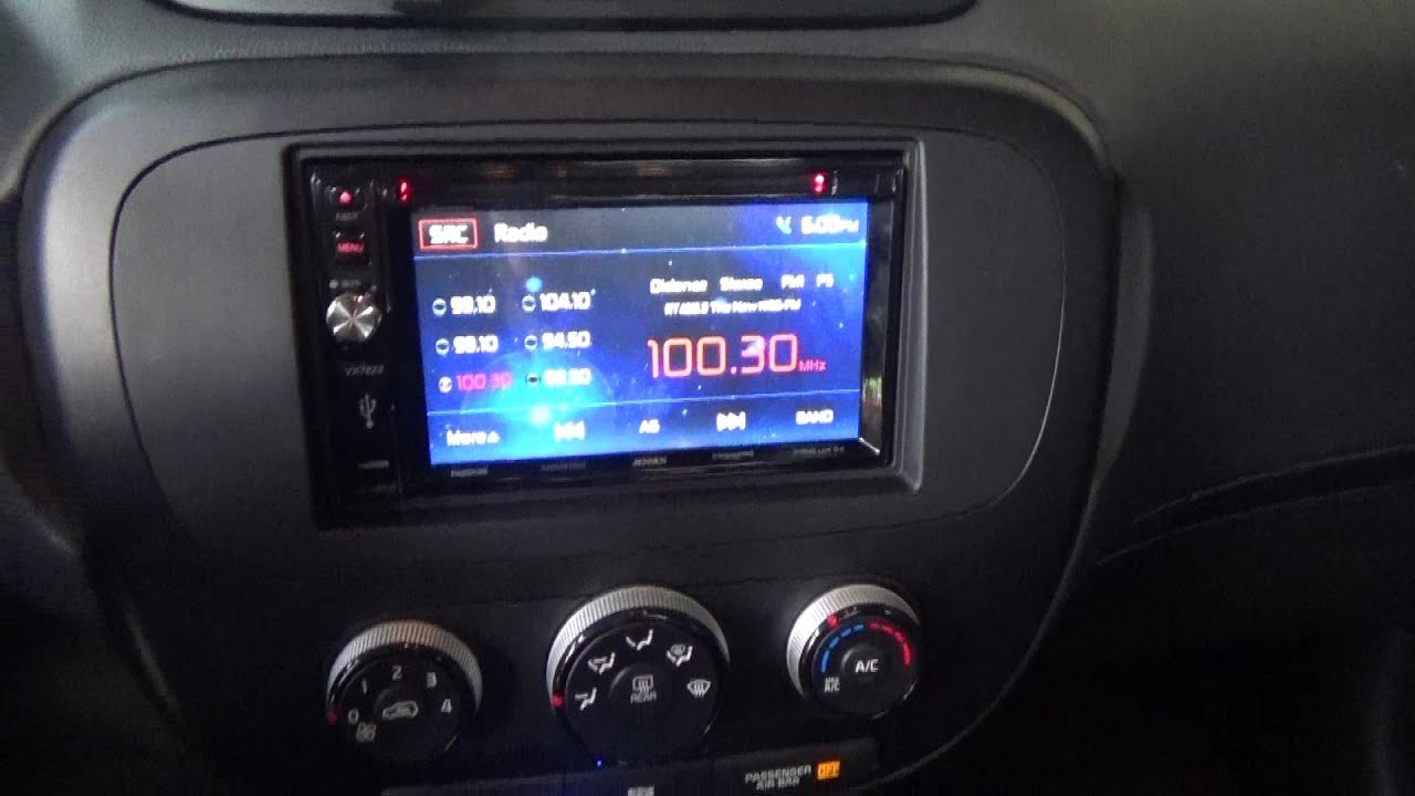 How to:  2014 Kia Soul Audio Upgrade Part 2 Head Unit Installation