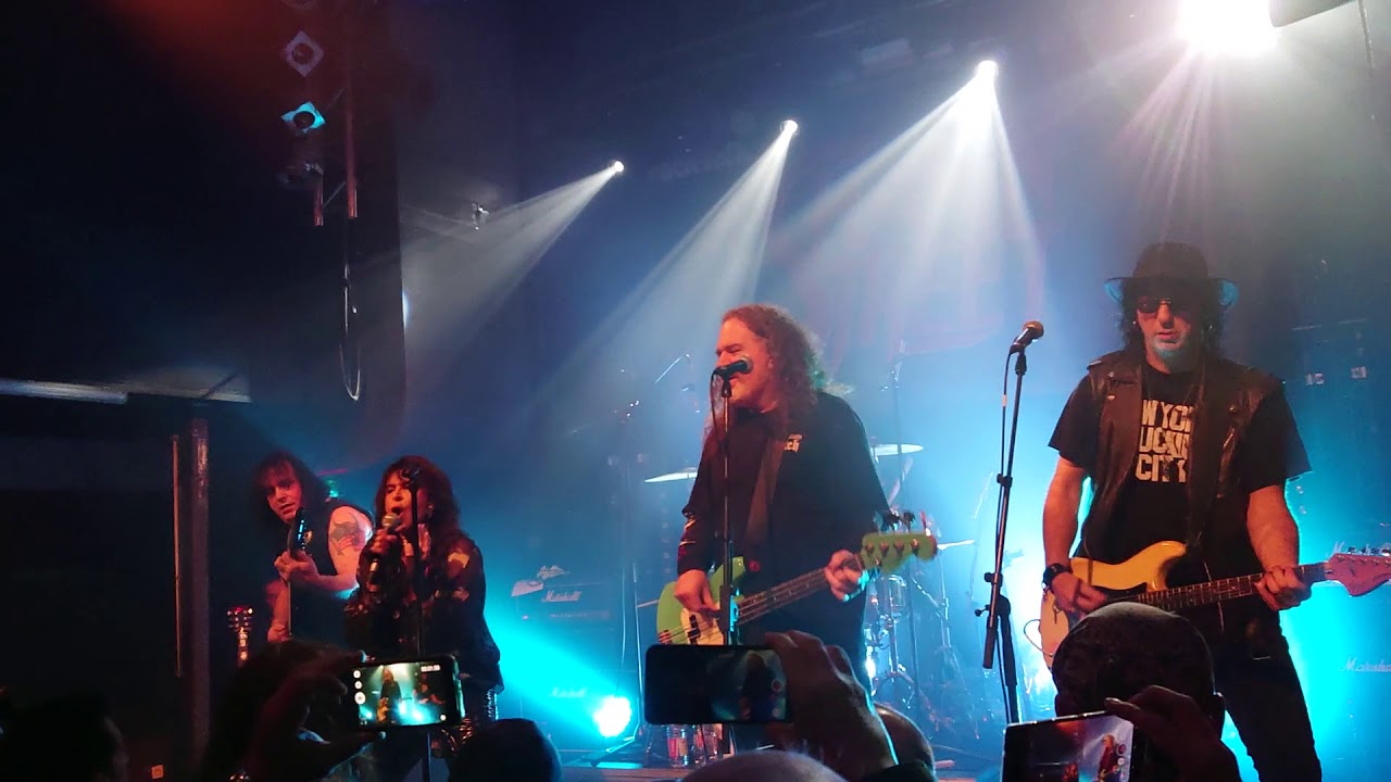 Shakin' Street - Solid As A Rock - Paris - 11/01/2019
