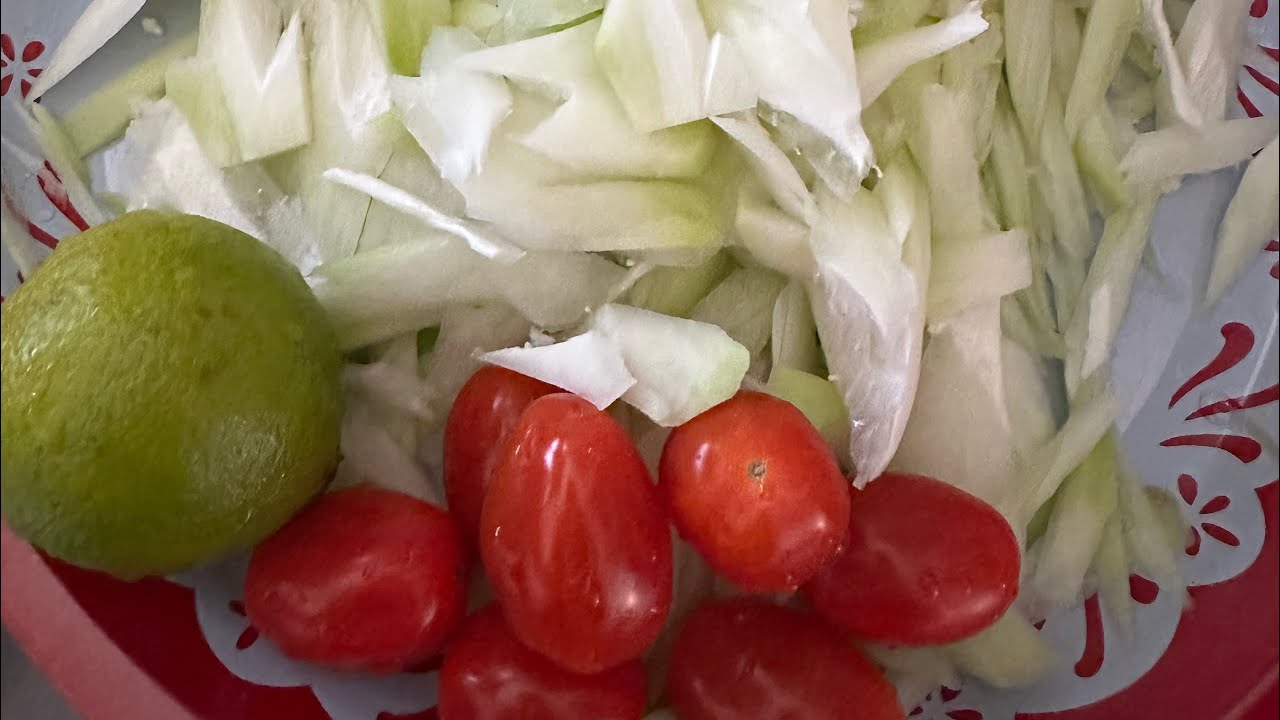 #ตำส้มตำกุ้งสดกินกับต้มมาม่าแซ่บแซ่บไปด้วยกันค่ะ#ขอบคุณที่เข้ามารับชมนะคะ🙏🥰#ดันขึ้นหน้าฟีด 