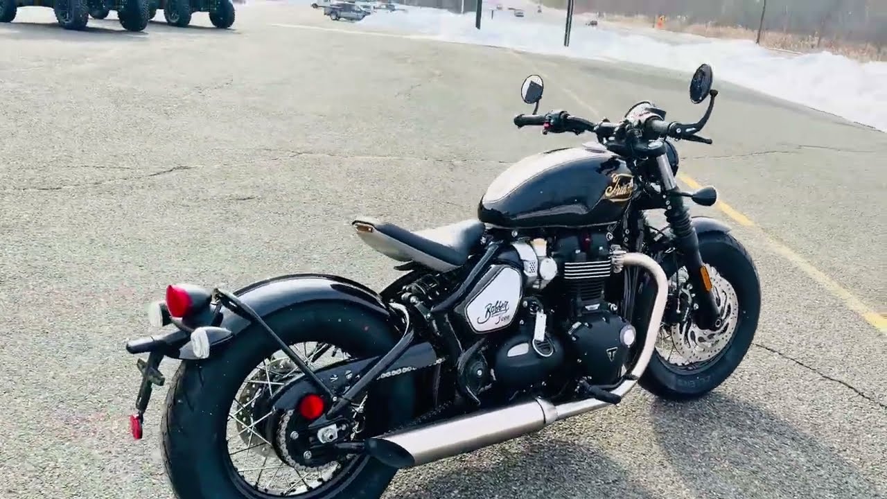2025 Triumph Bonneville Bobber